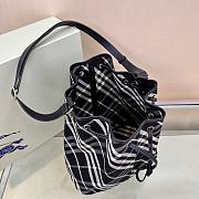 Burberry Medium Check Bucket Bag 27.5x 16x 29cm - 3