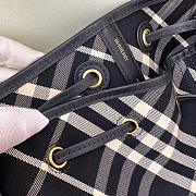 Burberry Medium Check Bucket Bag 27.5x 16x 29cm - 2