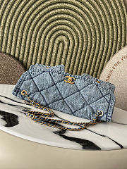 Chanel Washed Denim Quilted Maxi Flap Bag 27x47x10cm - 5