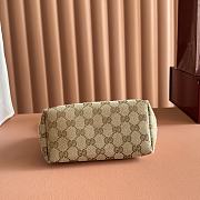 Gucci Small Pouch With Strap And Plaque 22x14x5.5cm - 2