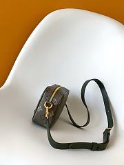 Louis Vuitton Trocadéro Wearable 20.0 x 13.0 x 6.5cm - 6