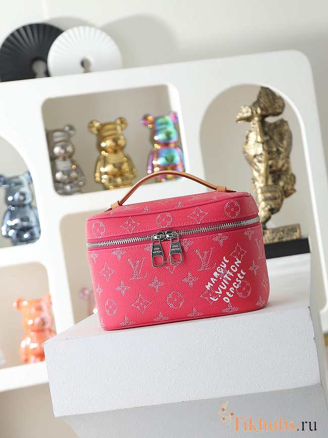 Louis Vuitton Nice Mini M26889 Pink Bag 20x12x13.5cm - 1