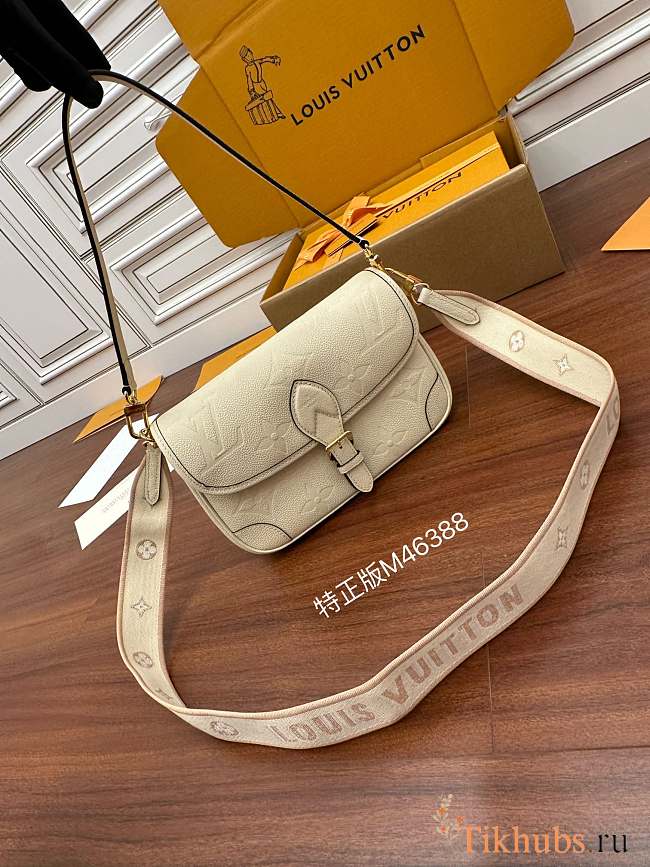Louis Vuitton Diane Satchel Bag Cream 23x16x8.5cm - 1