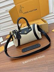 Louis Vuitton Biker PM 30x12x12CM - 1