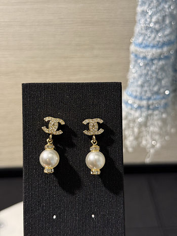 Chanel CC Pearl Drop Gold Earrings