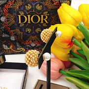 Dior Taribales earrings old-Tone Metal and White Resin Pearls. - 4