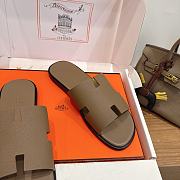  Hermès Izmir Étoupe Brown Sandal  - 5
