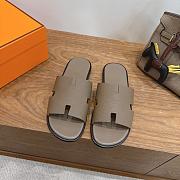  Hermès Izmir Étoupe Brown Sandal  - 3