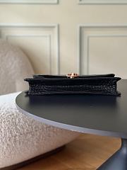 Chanel Paris-New York Coco Croc Scarab Black Clutch 30X13X4 - 5