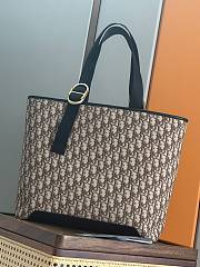 Medium Pocket Dior Jett Tote Bag in Brown Dior Oblique Jacquard 41 x 32 x 14cm - 4