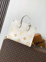 Louis Vuitton OnTheGo PM/MM Bicolor Monogram Empreinte Bag 35.0 x 27.0 x 14.0 cm - 3