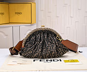  Fendi Zucca Shell Clutch 42x21x15cm - 1