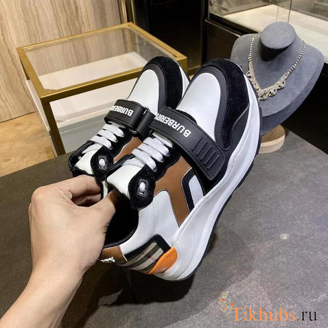Burberry Ramsey Vintage Check Sneakers 8029704 - 1