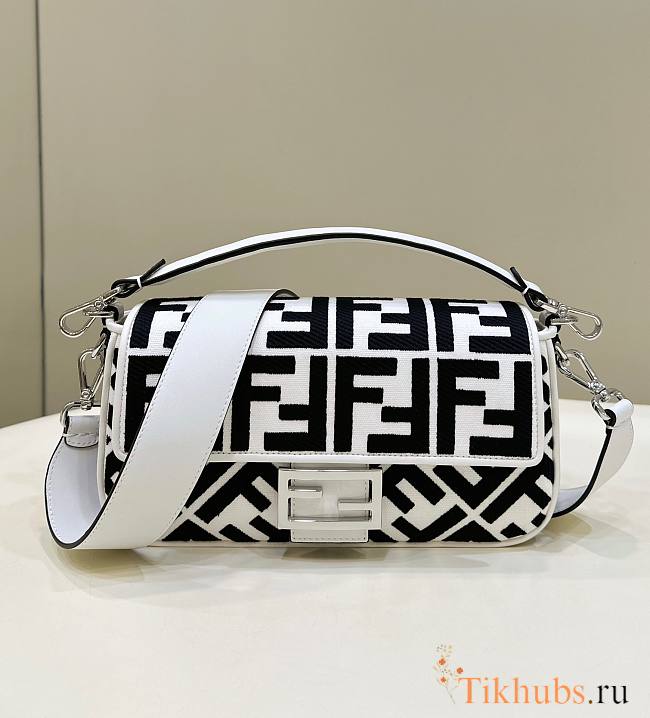 Fendi Baguette Fabric Shoulder Black White Bag 27×6×14cm - 1
