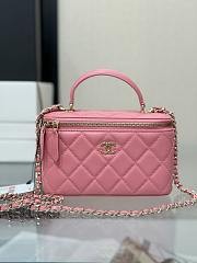 Chanel Pink Quilted Lambskin Top Handle Vanity Case 16.5x10x8cm - 1
