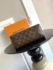 Louis Vuitton The Drop PM Monogram Canvas 28 x 15 x 12  cm - 5