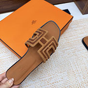 Hermes Geometric Embroidered Oran Sandals - 3