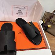 Hermès Men's Izmir Sandals Black Epsom Leather - 3