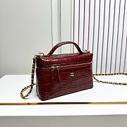 Chanel Large Vanity Case with Chain Croc-Embossed Calfskin Burgundy 17x19x5cm - 3