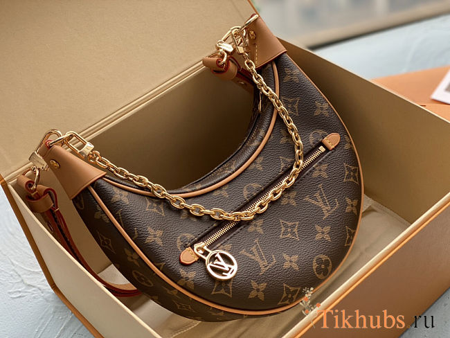 Louis Vuitton Loop Monogram Brown 23 x 13 x 6 cm - 1