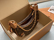 Louis Vuitton Loop Monogram Brown 23 x 13 x 6 cm - 4