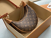 Louis Vuitton Loop Monogram Brown 23 x 13 x 6 cm - 2