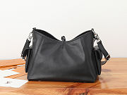 Louis Vuitton CarryAll Cargo Vibe PM 33.5 x 23 x 15 cm - 5