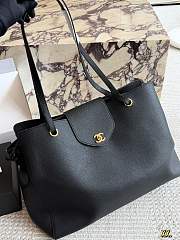 Chanel Large Shopping Bag in Grained Calfskin & Gold-Tone Metal Black 36x46x20cm - 3