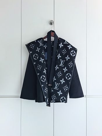  Louis Vuitton Wool Trench Coat