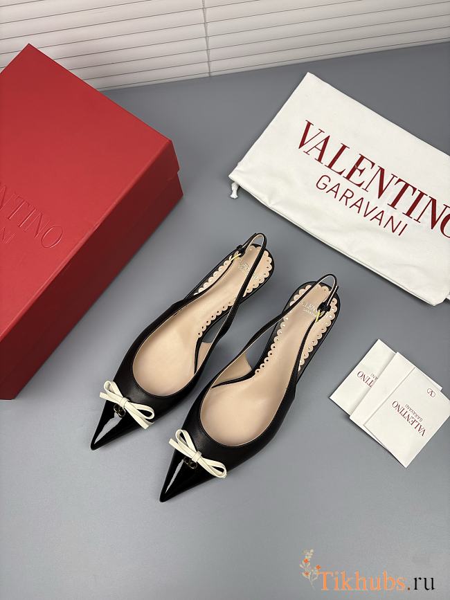 Valentino Garavani Bepointy Slingback Pump - 1
