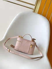 Louis Vuitton Vanity Chain Pouch Pink 19 x 11.5 x 6.5 cm - 6