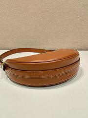 Prada Arqué Small Leather Shoulder Bag 22.5 x 18.5 x 6.5cm - 2