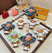 Louis Vuitton x Vivienne Bag Charm & Key Holder - 4