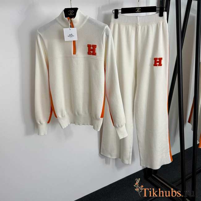 Hermes Women's Quarter Zip Knitted Tracksuit Set - 1